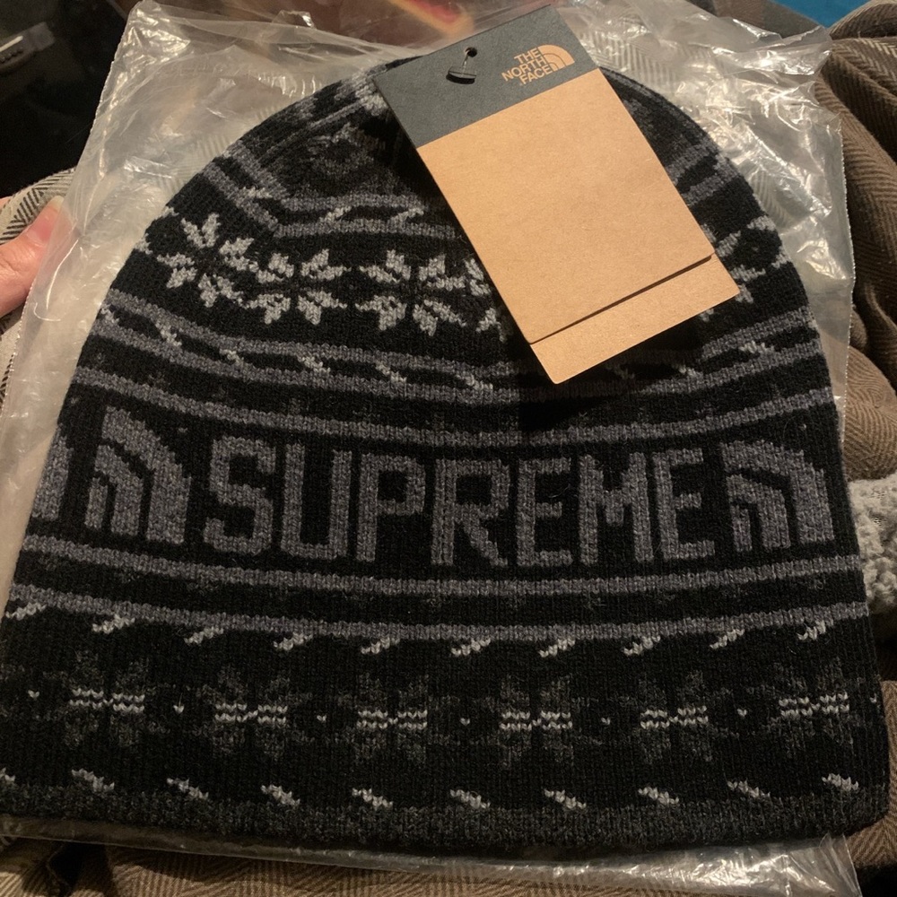 Supreme The North Face Beanie